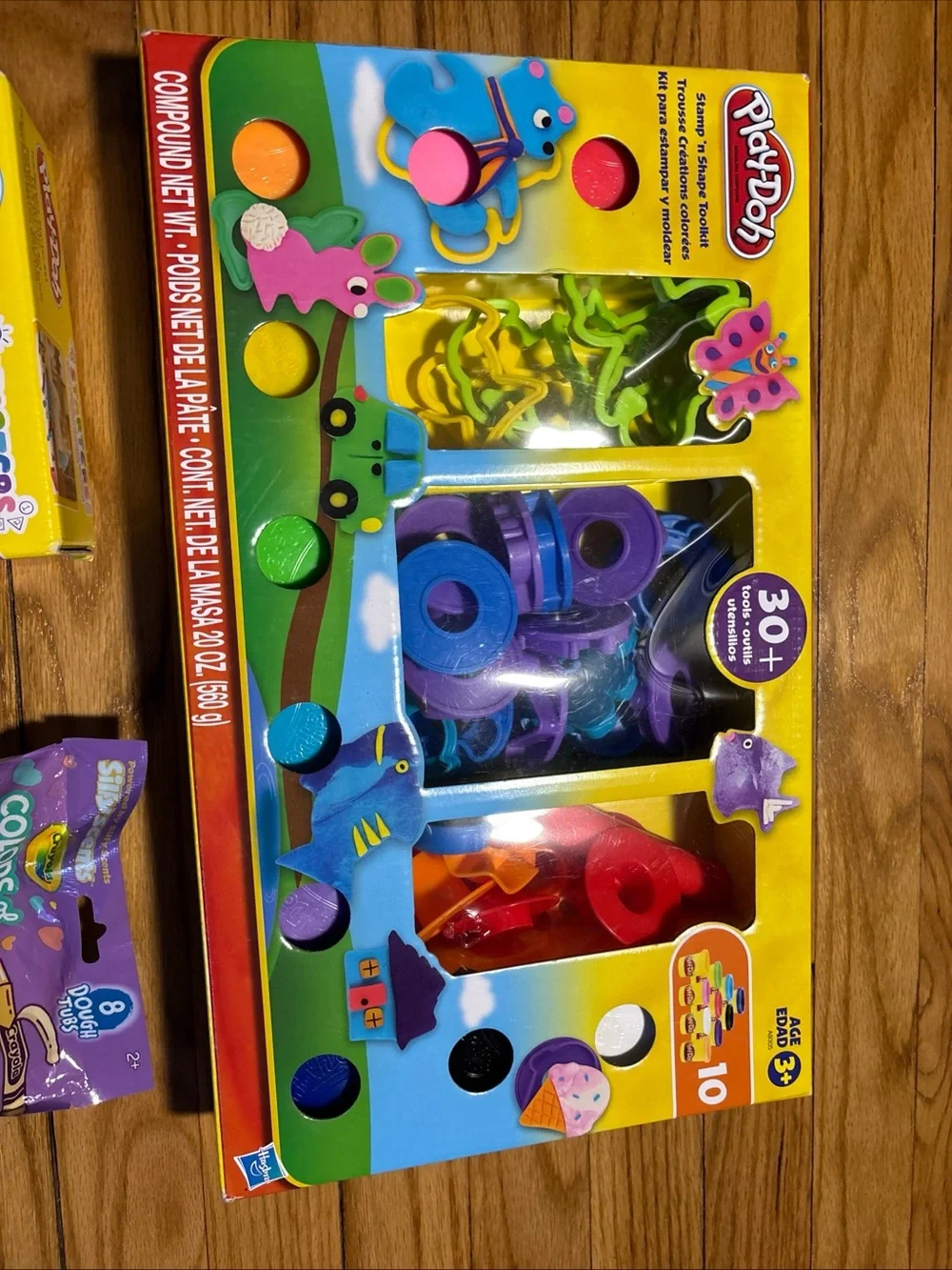 Play-Doh Bundle Stamp 'n Shape Toolkit: Stamps, Cutters 10 Colors + 2 Extras NEW
